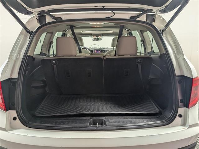2016 Honda Pilot Vehicle Photo in ENGLEWOOD, CO 80113-6708