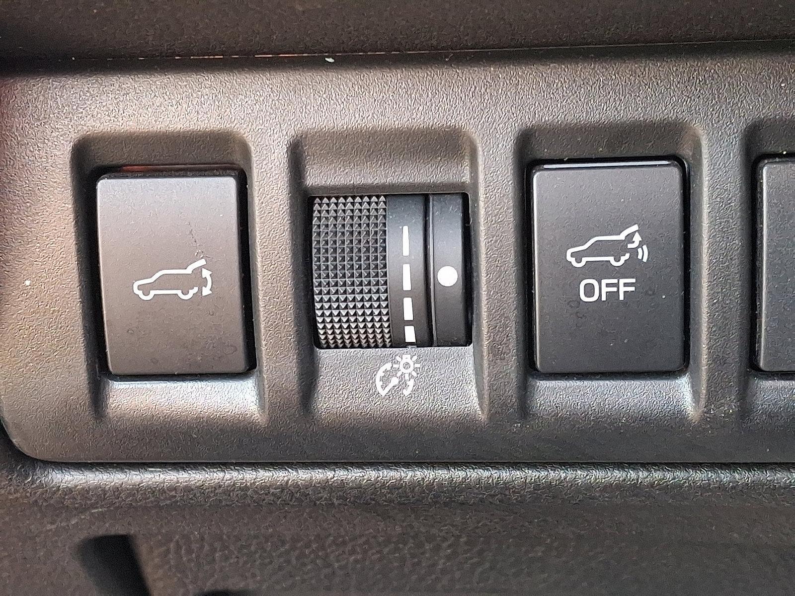 2023 Subaru Outback Vehicle Photo in Easton, PA 18045
