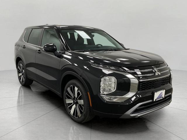 2025 Mitsubishi Outlander Vehicle Photo in Neenah, WI 54956