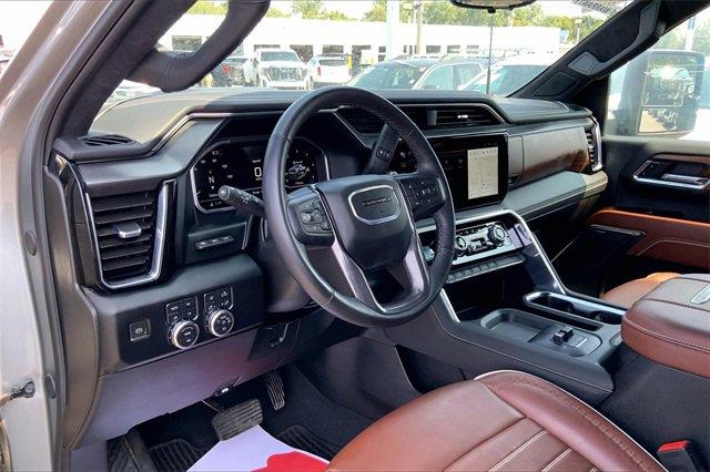 2024 GMC Sierra 3500 HD Vehicle Photo in INDEPENDENCE, MO 64055-1377