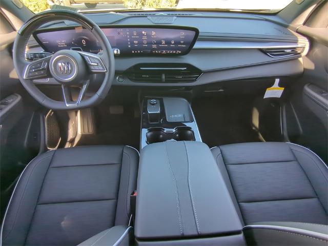 2025 Buick Enclave Vehicle Photo in GOODYEAR, AZ 85338-1310