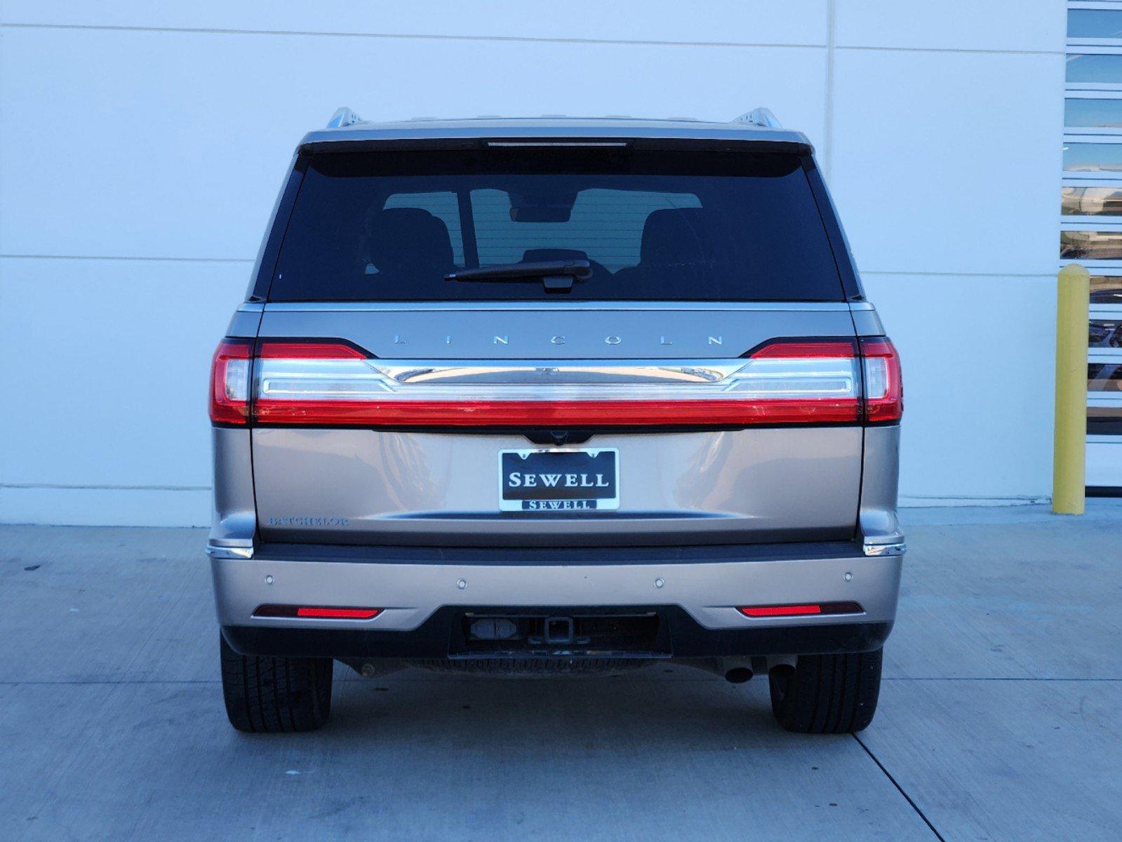 2020 Lincoln Navigator Vehicle Photo in PLANO, TX 75024