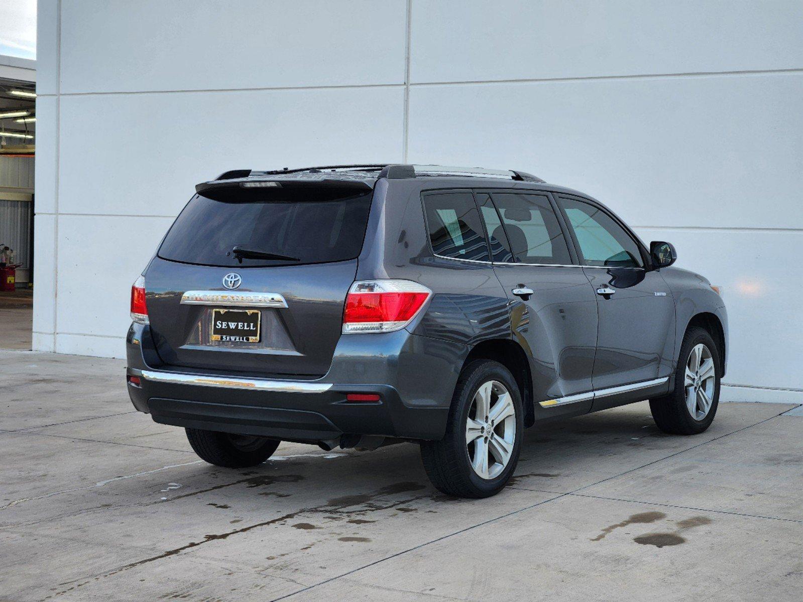 2013 Toyota Highlander Vehicle Photo in PLANO, TX 75024