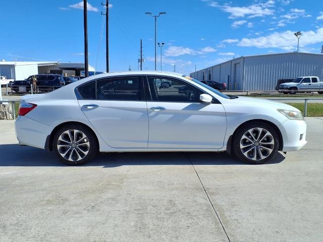 2015 Honda Accord Sedan Vehicle Photo in ROSENBERG, TX 77471-5675