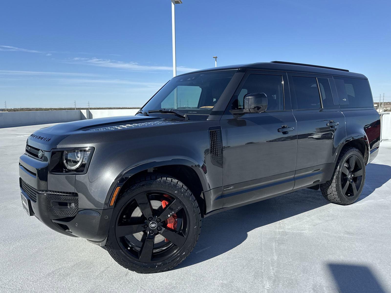 2023 Defender Vehicle Photo in AUSTIN, TX 78717