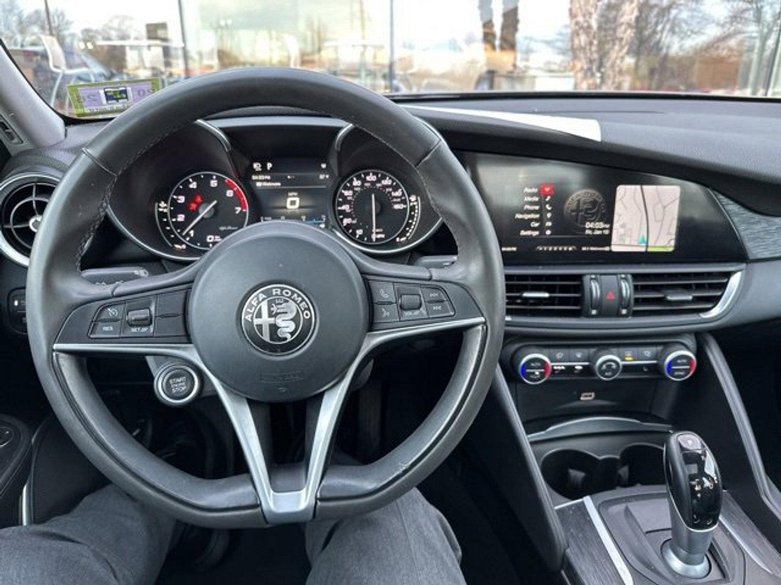 2019 Alfa Romeo Giulia Vehicle Photo in Willow Grove, PA 19090