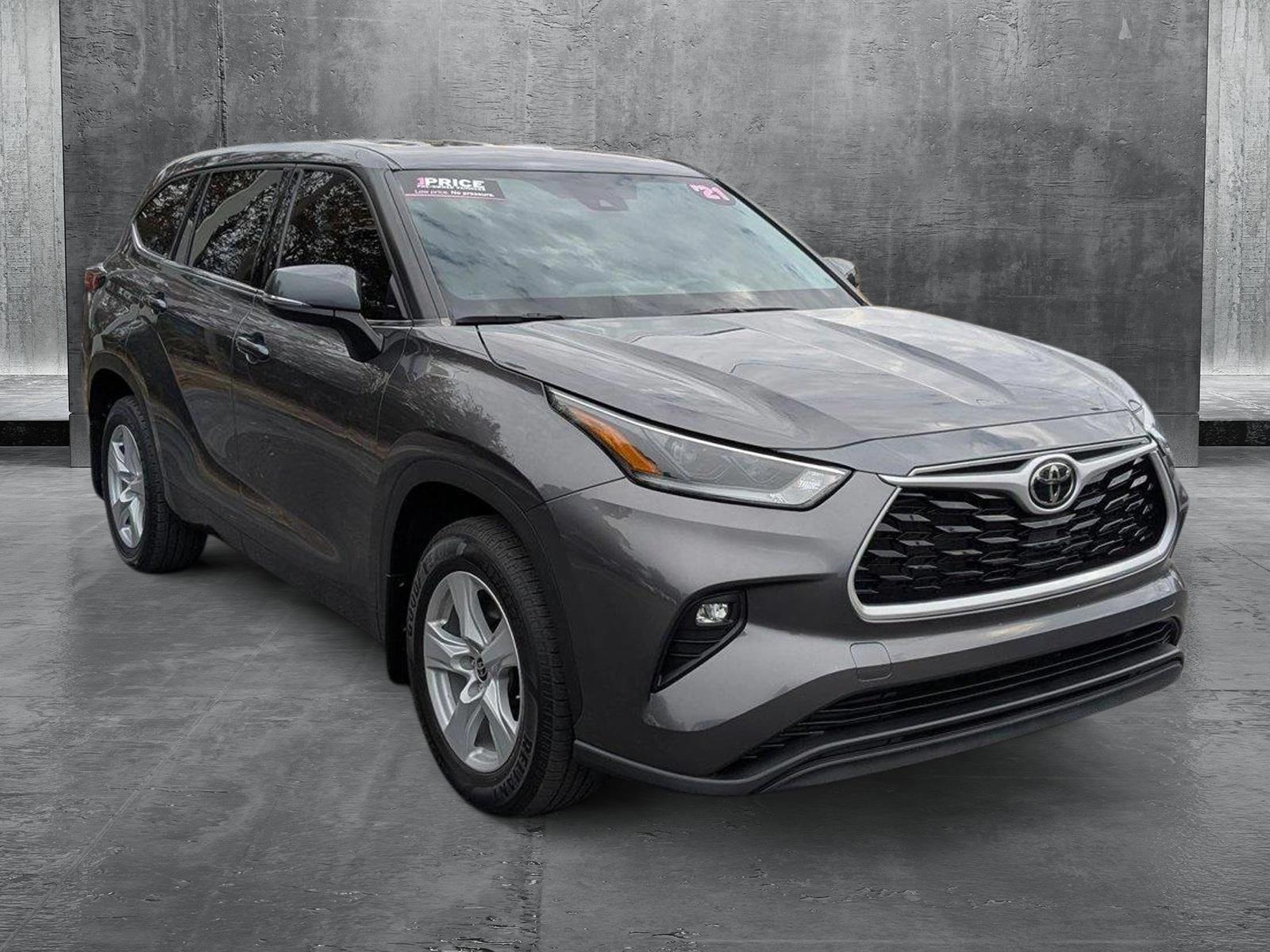 2021 Toyota Highlander Vehicle Photo in Panama City, FL 32401