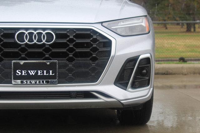 2022 Audi Q5 Vehicle Photo in HOUSTON, TX 77090