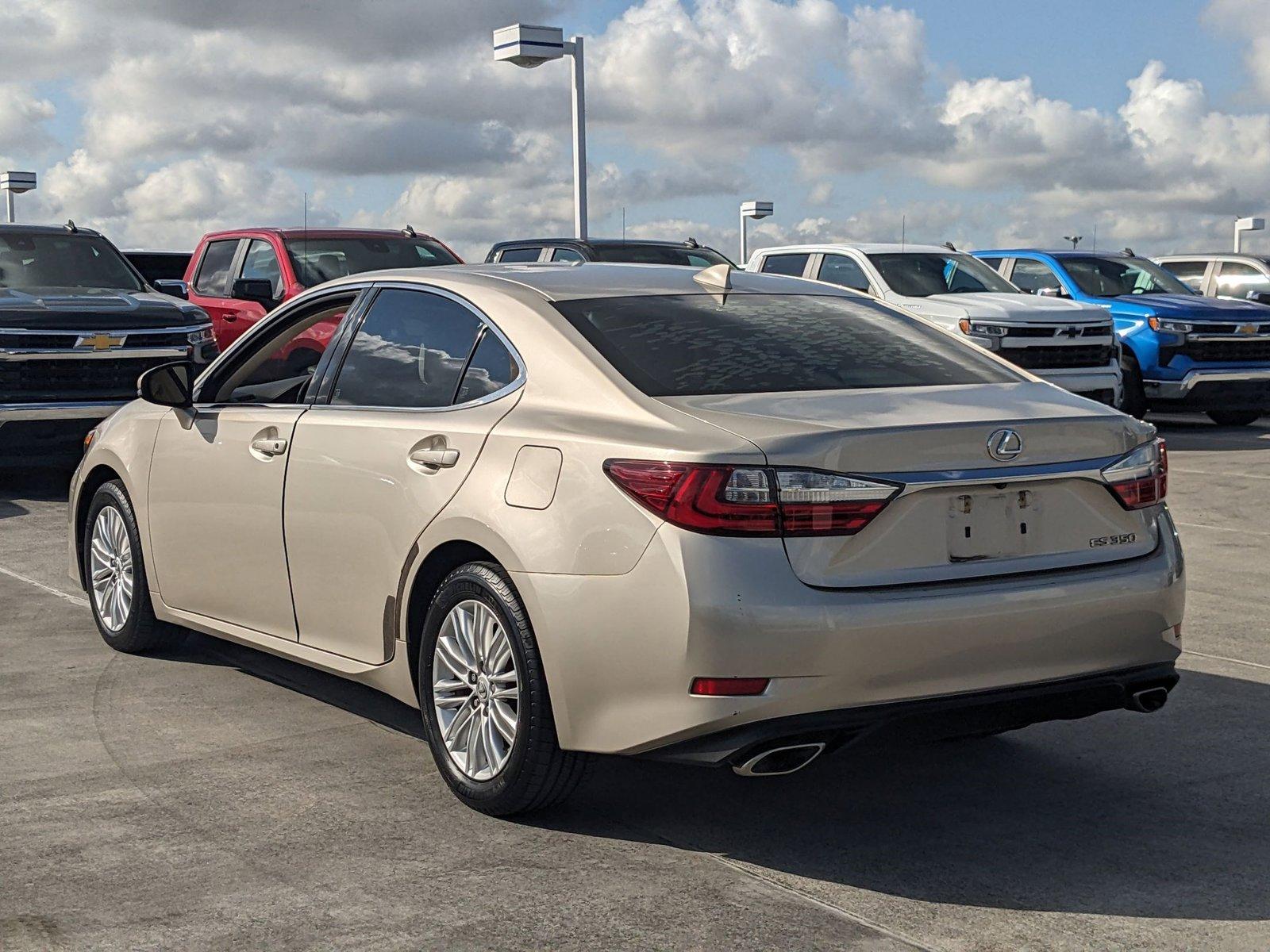 2016 Lexus ES 350 Vehicle Photo in MIAMI, FL 33172-3015