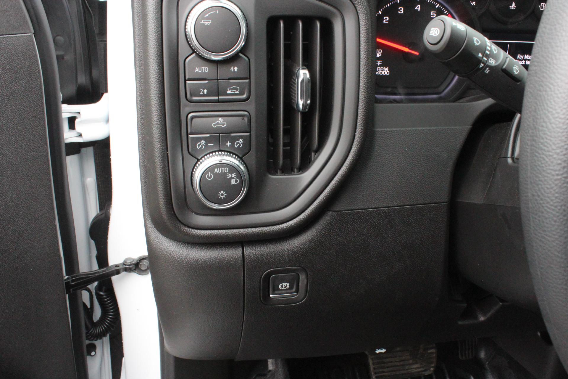 2025 GMC Sierra 1500 Vehicle Photo in AURORA, CO 80012-4011