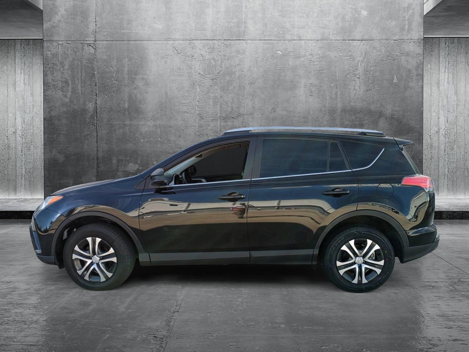 2018 Toyota RAV4 Vehicle Photo in Winter Park, FL 32792