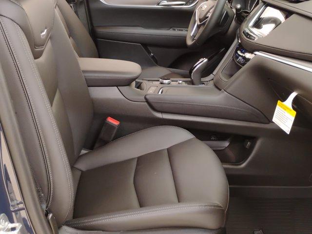 2025 Cadillac XT5 Vehicle Photo in PINEVILLE, NC 28134-8495