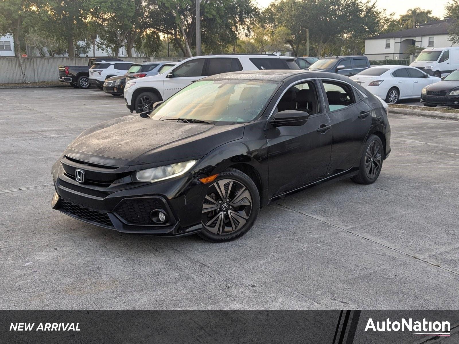 2017 Honda Civic Hatchback Vehicle Photo in PEMBROKE PINES, FL 33024-6534