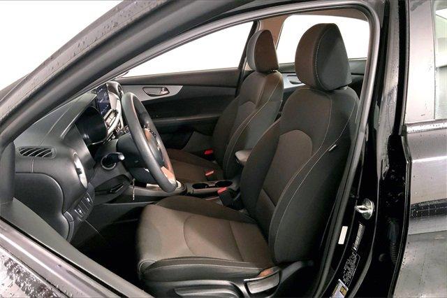 2023 Kia Forte Vehicle Photo in KANSAS CITY, MO 64114-4502