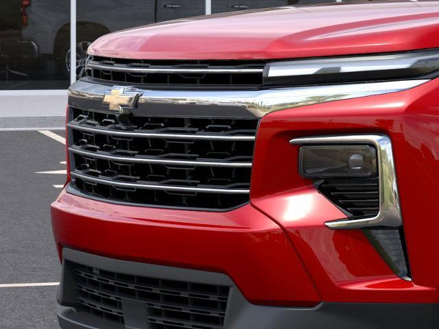2025 Chevrolet Traverse Vehicle Photo in Roslyn, NY 11576