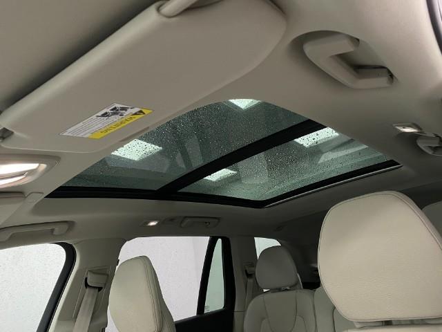 2025 Volvo XC90 Vehicle Photo in Appleton, WI 54913