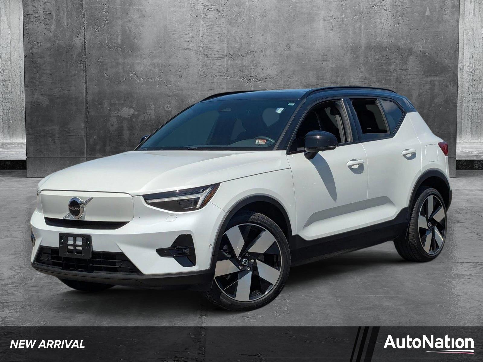 2023 Volvo XC40 Recharge Pure Electric Vehicle Photo in St. Petersburg, FL 33713