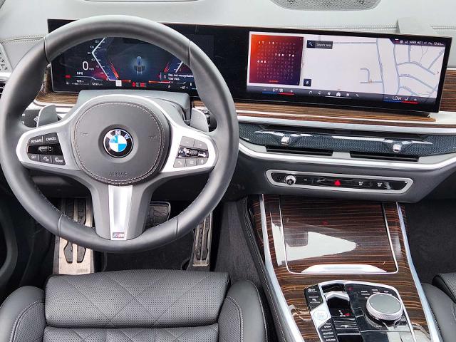 2024 BMW X7 xDrive40i Vehicle Photo in PLANO, TX 75024