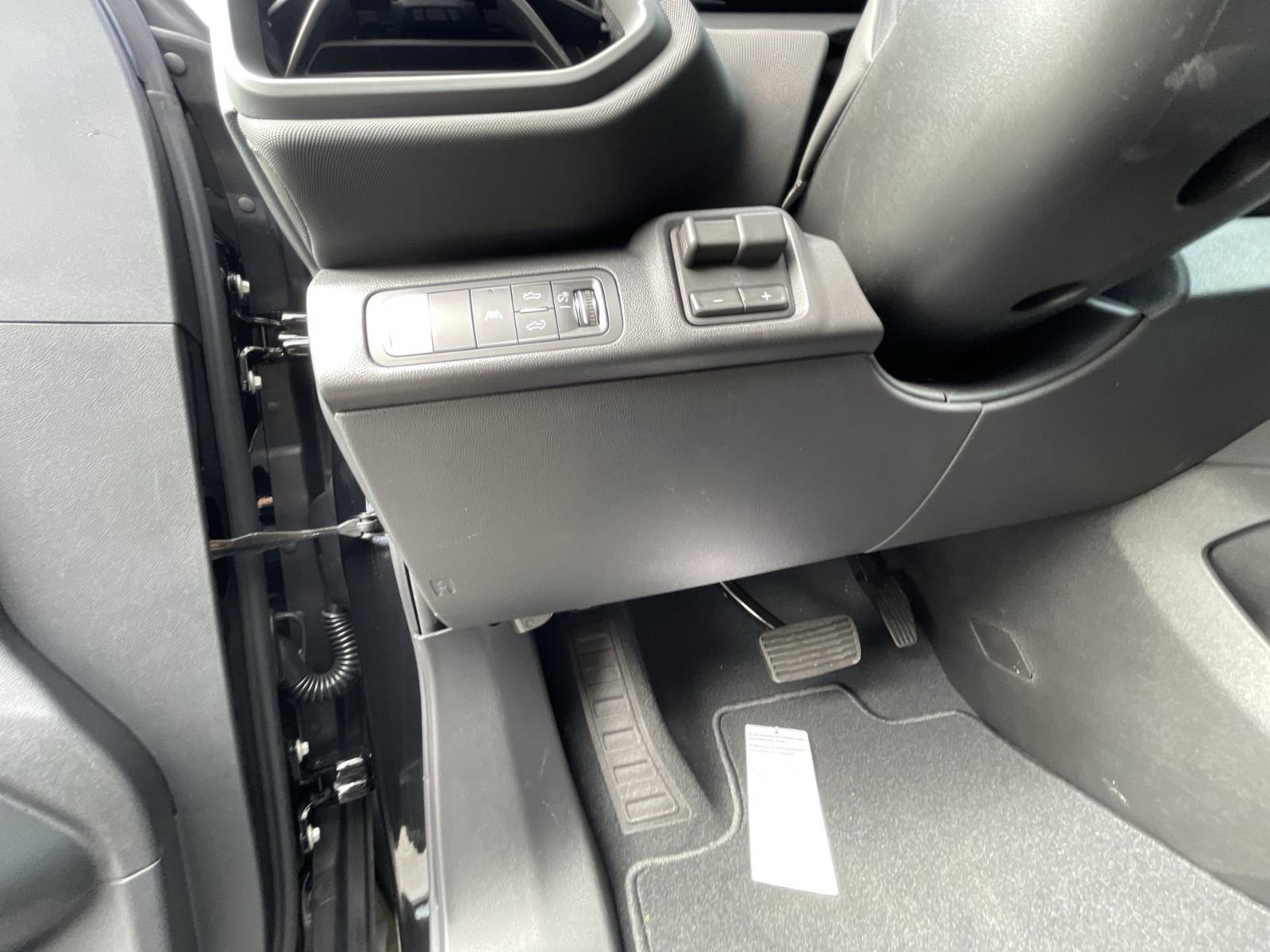 2025 Chevrolet Silverado EV Vehicle Photo in BENTONVILLE, AR 72712-4322