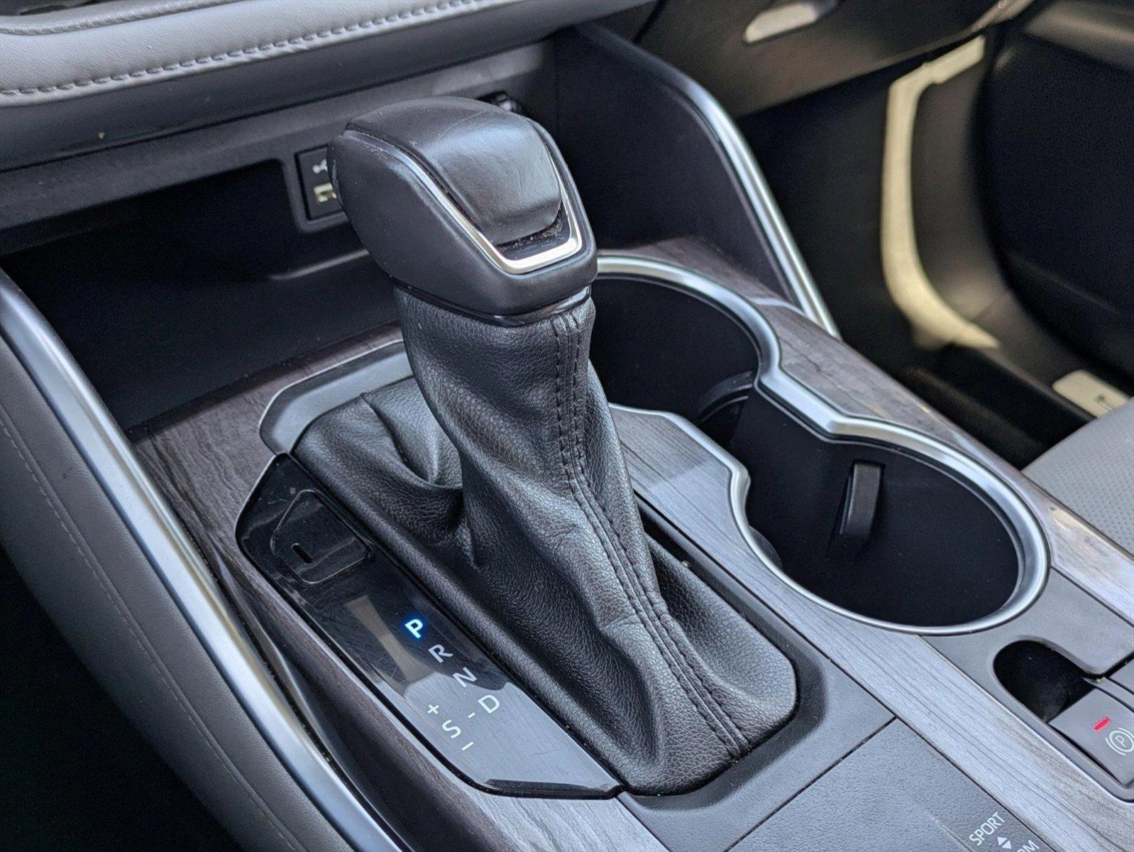 2022 Toyota Highlander Vehicle Photo in Tustin, CA 92782