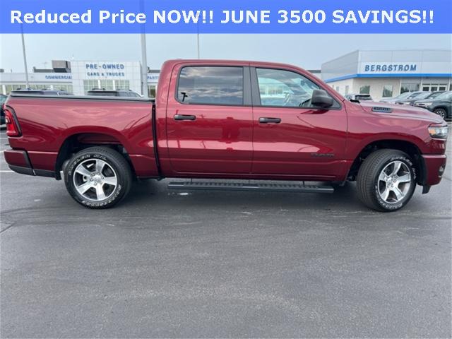 2025 Ram 1500 Vehicle Photo in GREEN BAY, WI 54304-5303