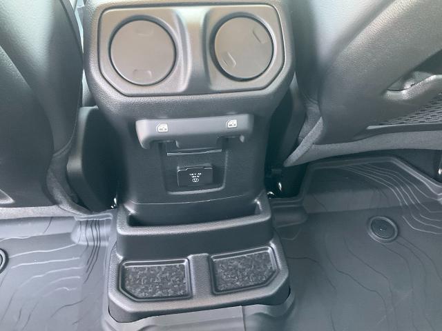 2025 Jeep Wrangler Vehicle Photo in Kaukauna, WI 54130
