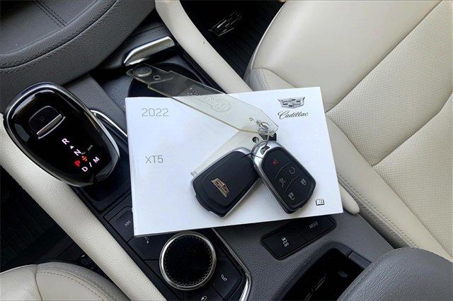 2022 Cadillac XT5 Vehicle Photo in KANSAS CITY, MO 64114-4545