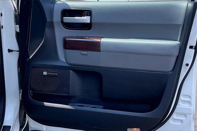 2011 Toyota Sequoia Vehicle Photo in INDEPENDENCE, MO 64055-1314