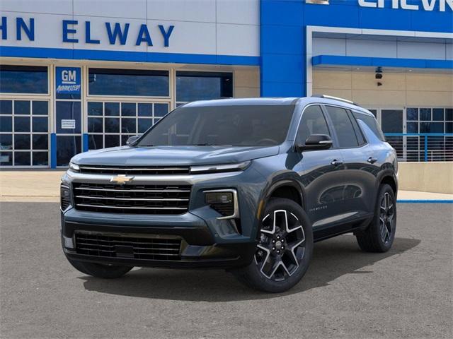2025 Chevrolet Traverse Vehicle Photo in ENGLEWOOD, CO 80113-6708