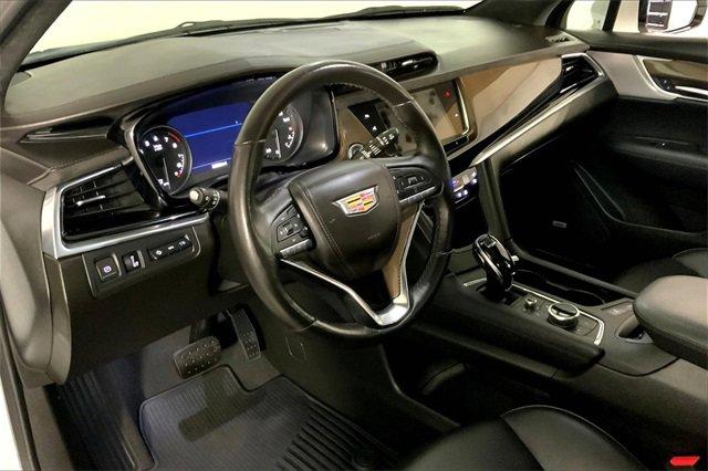 2024 Cadillac XT6 Vehicle Photo in KANSAS CITY, MO 64114-4545
