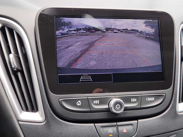 2022 Chevrolet Malibu Vehicle Photo in DENTON, TX 76210-9321
