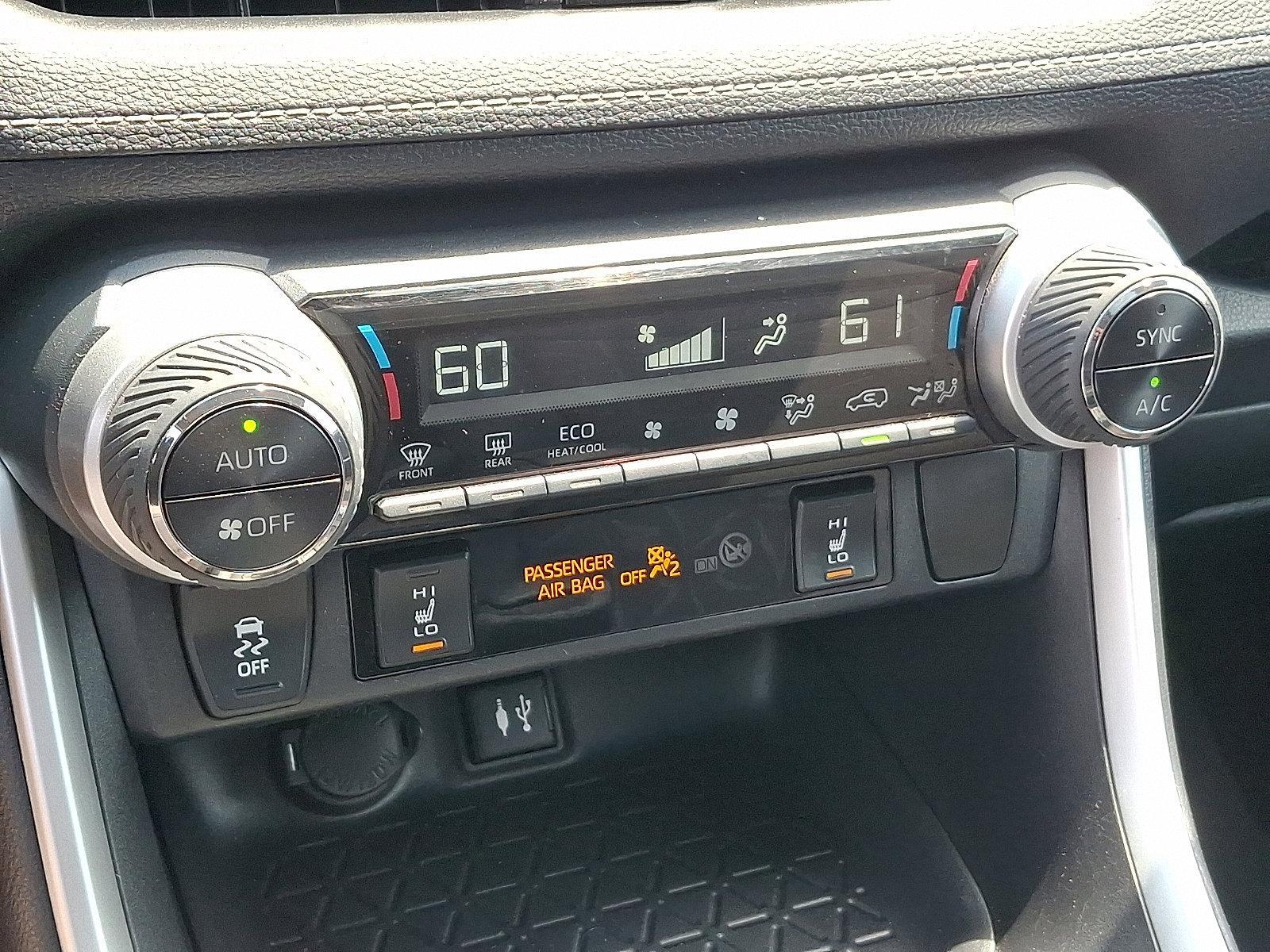 2019 Toyota RAV4 Vehicle Photo in Trevose, PA 19053