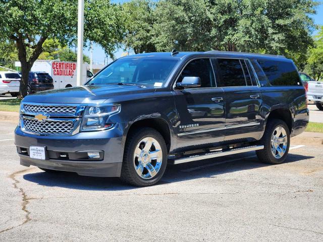 2019 Chevrolet Suburban Vehicle Photo in DENTON, TX 76210-9321
