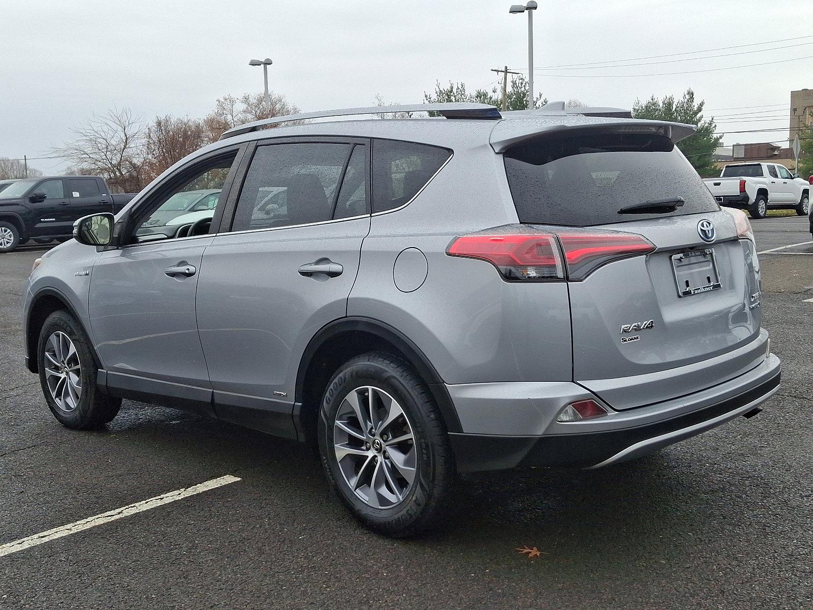 2017 Toyota RAV4 Hybrid Vehicle Photo in Trevose, PA 19053