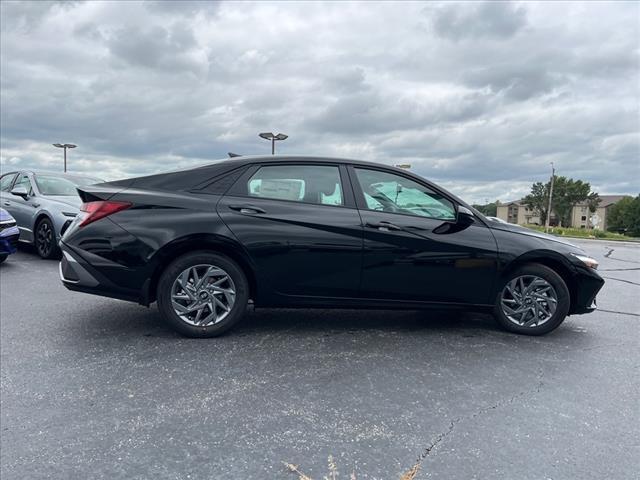 2024 Hyundai ELANTRA Vehicle Photo in Shiloh, IL 62269