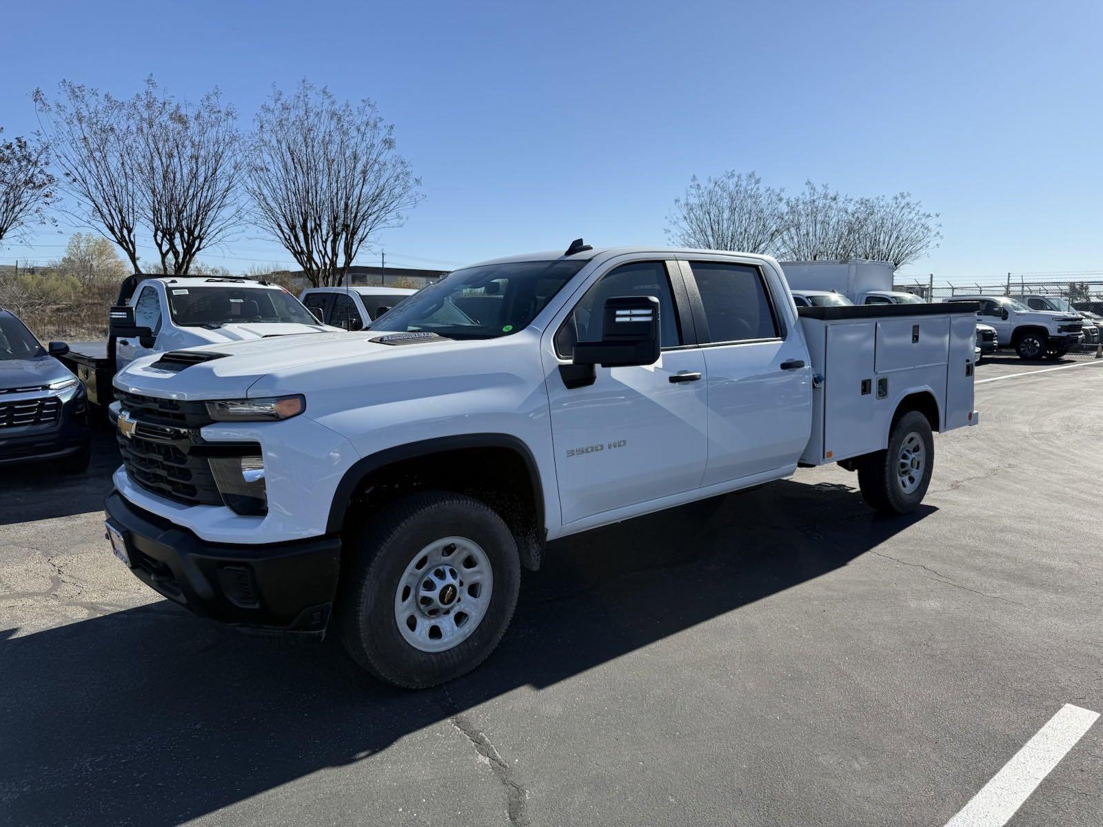 2024 Chevrolet Silverado 3500 HD Vehicle Photo in GEORGETOWN, TX 78626-7508