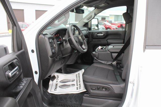 2024 Chevrolet Silverado 3500 HD Chassis Cab Vehicle Photo in SAINT CLAIRSVILLE, OH 43950-8512