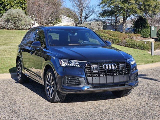 2024 Audi Q7 Vehicle Photo in HOUSTON, TX 77090