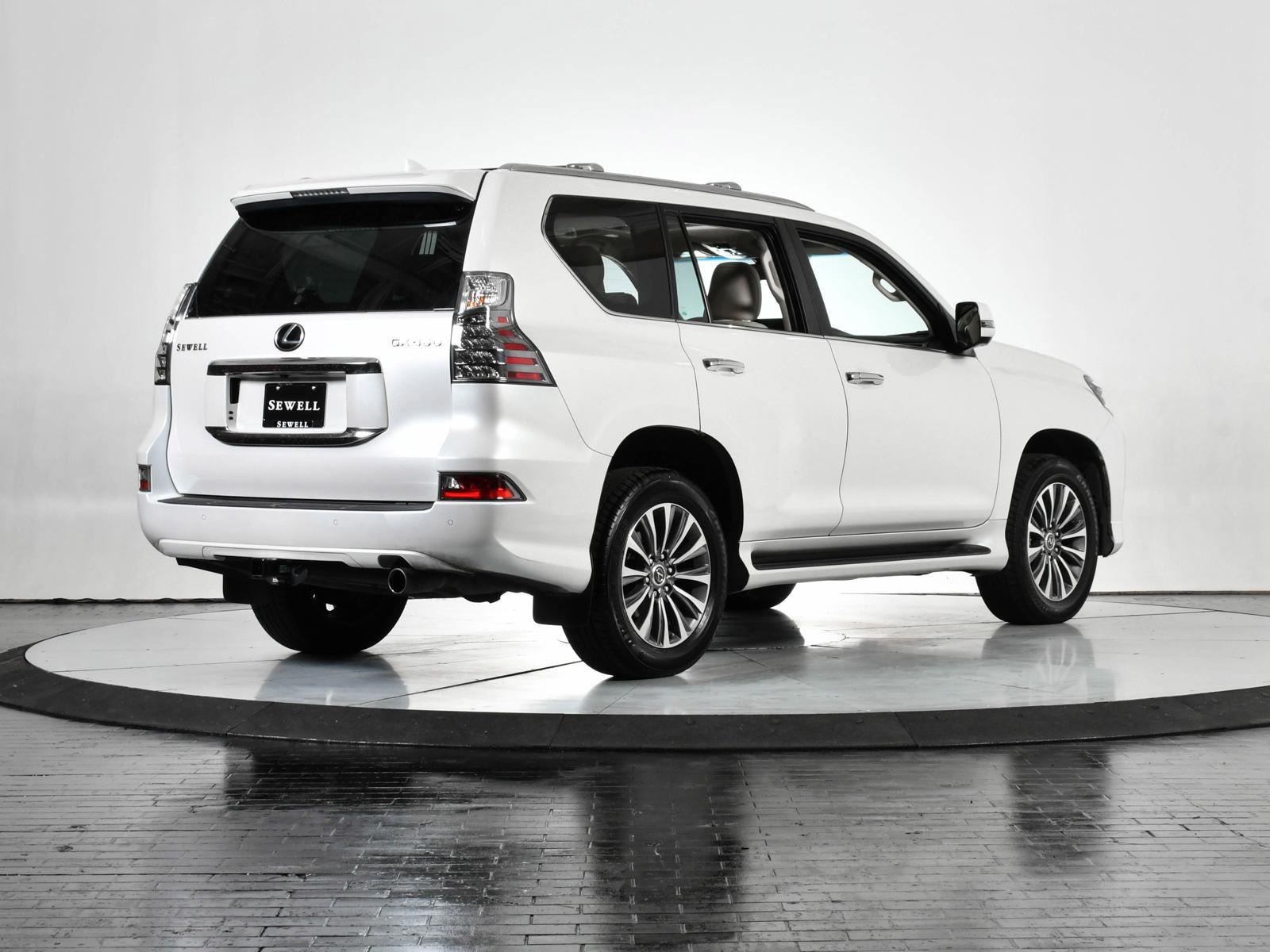 2023 Lexus GX 460 Vehicle Photo in DALLAS, TX 75235