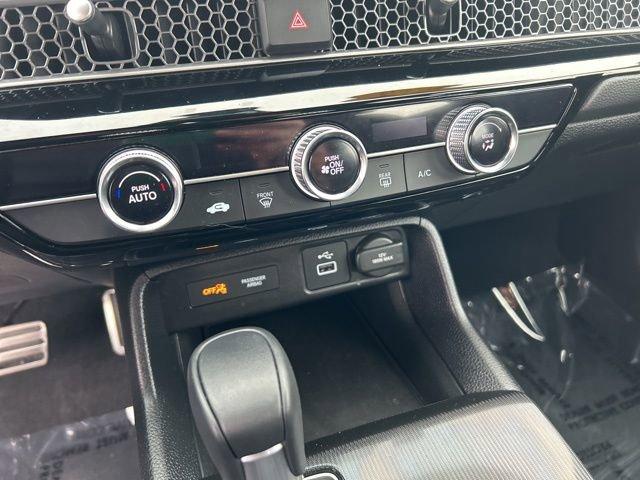 2024 Honda Civic Sedan Vehicle Photo in MEDINA, OH 44256-9631