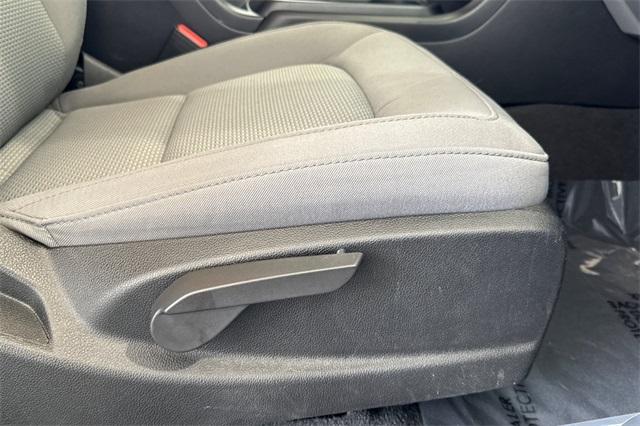 2022 GMC Canyon Vehicle Photo in ELK GROVE, CA 95757-8703