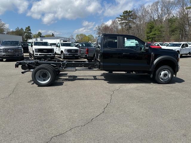 2025 Ford Super Duty F-550 DRW Vehicle Photo in Webster, MA 01570-1415