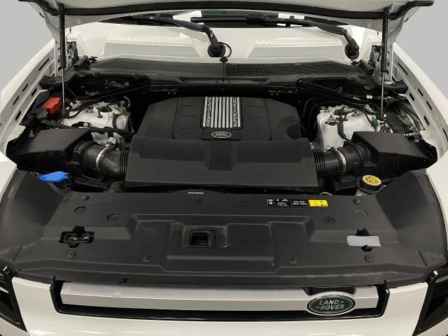 2024 Defender Vehicle Photo in Appleton, WI 54913
