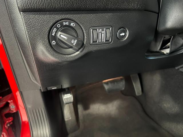 2020 Dodge Challenger Vehicle Photo in Oshkosh, WI 54901