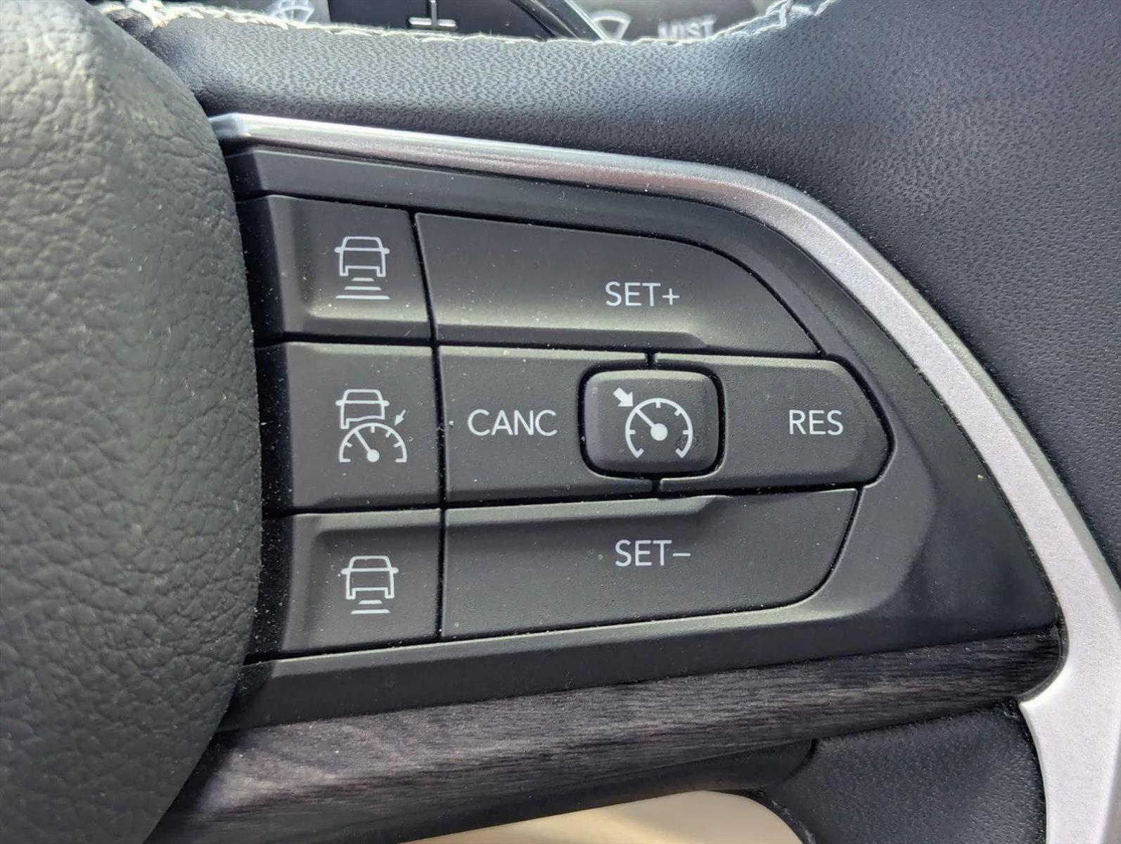 2023 Jeep Grand Cherokee Vehicle Photo in Delray Beach, FL 33444