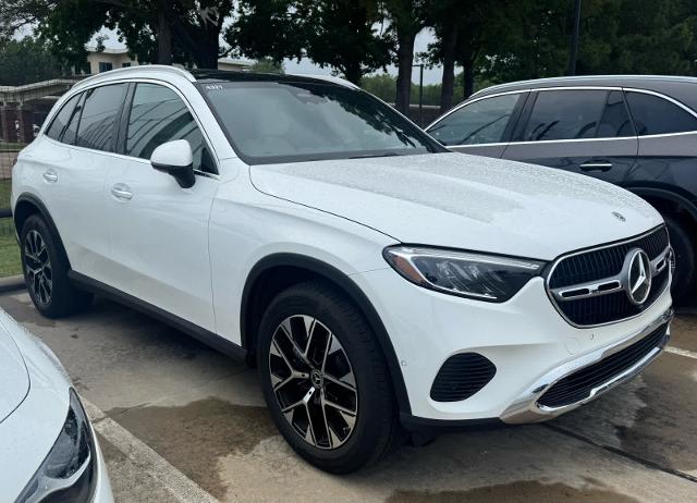 2025 Mercedes-Benz GLC Vehicle Photo in HOUSTON, TX 77079