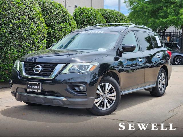 2017 Nissan Pathfinder Vehicle Photo in DALLAS, TX 75209