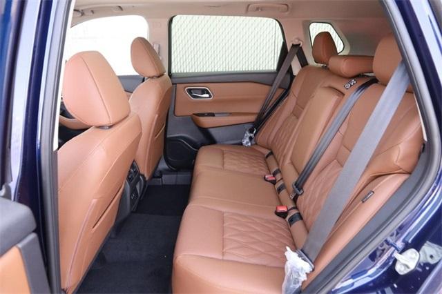 2025 Nissan Rogue Vehicle Photo in Hazelwood, MO 63042