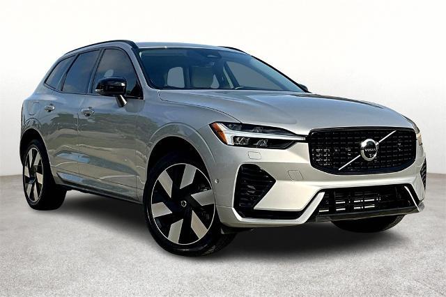 2025 Volvo XC60 Plug-In Hybrid Vehicle Photo in Houston, TX 77007