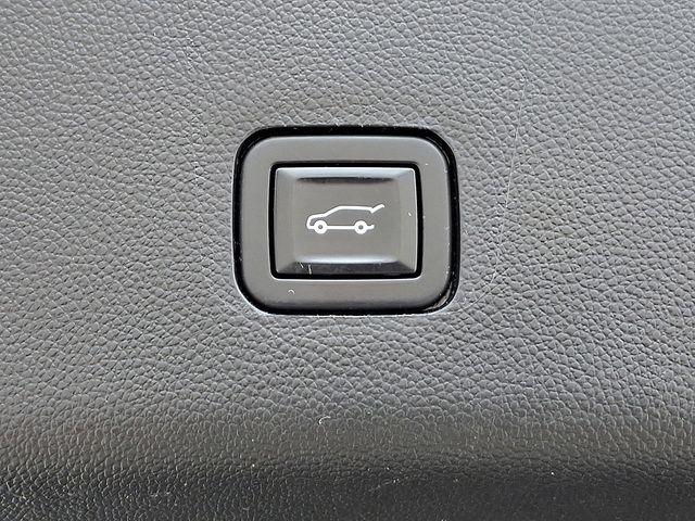 2021 Chevrolet Traverse Vehicle Photo in DANBURY, CT 06810-5034